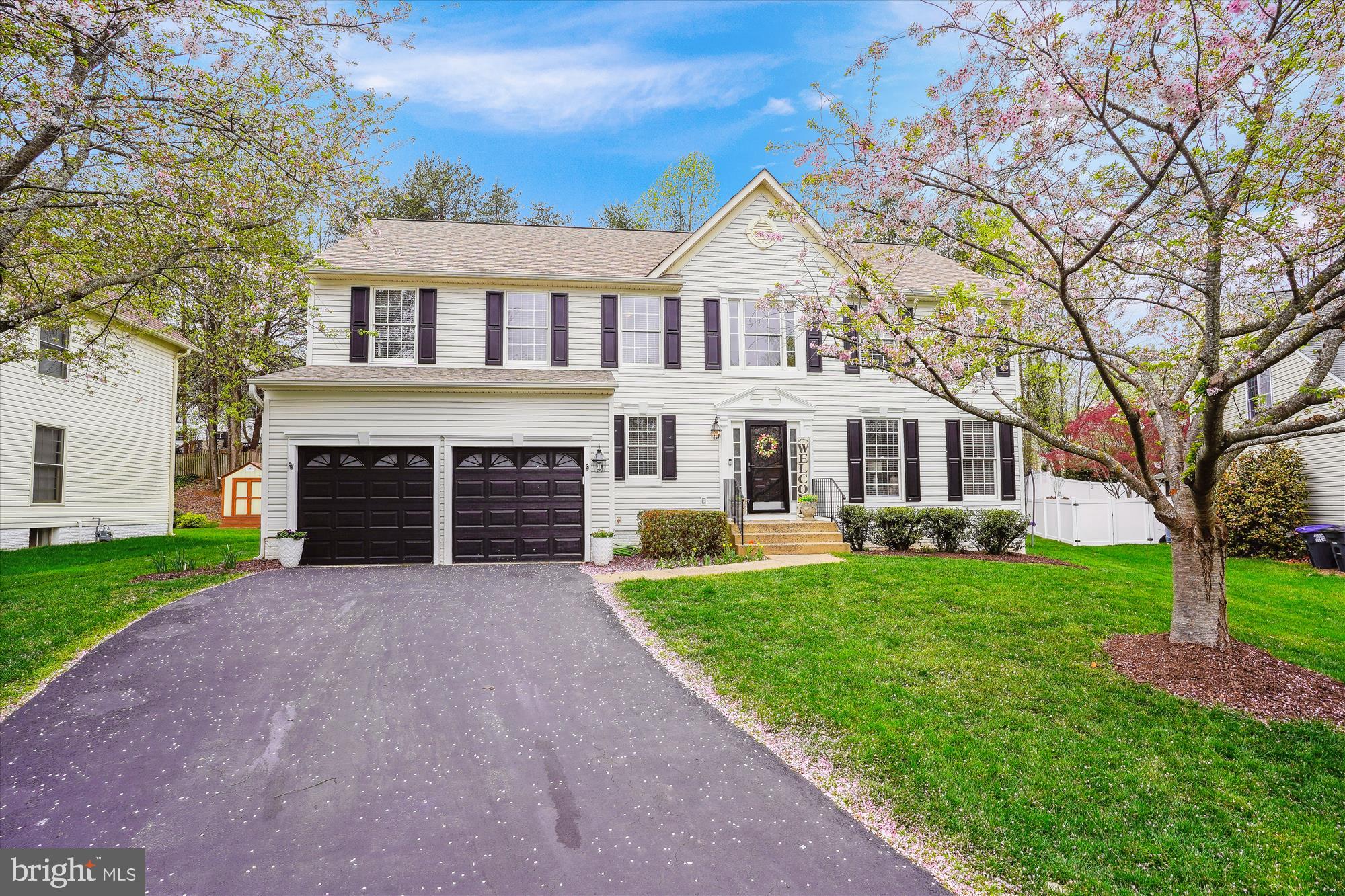 THE MANORS OF PARK RIDGE - Residential