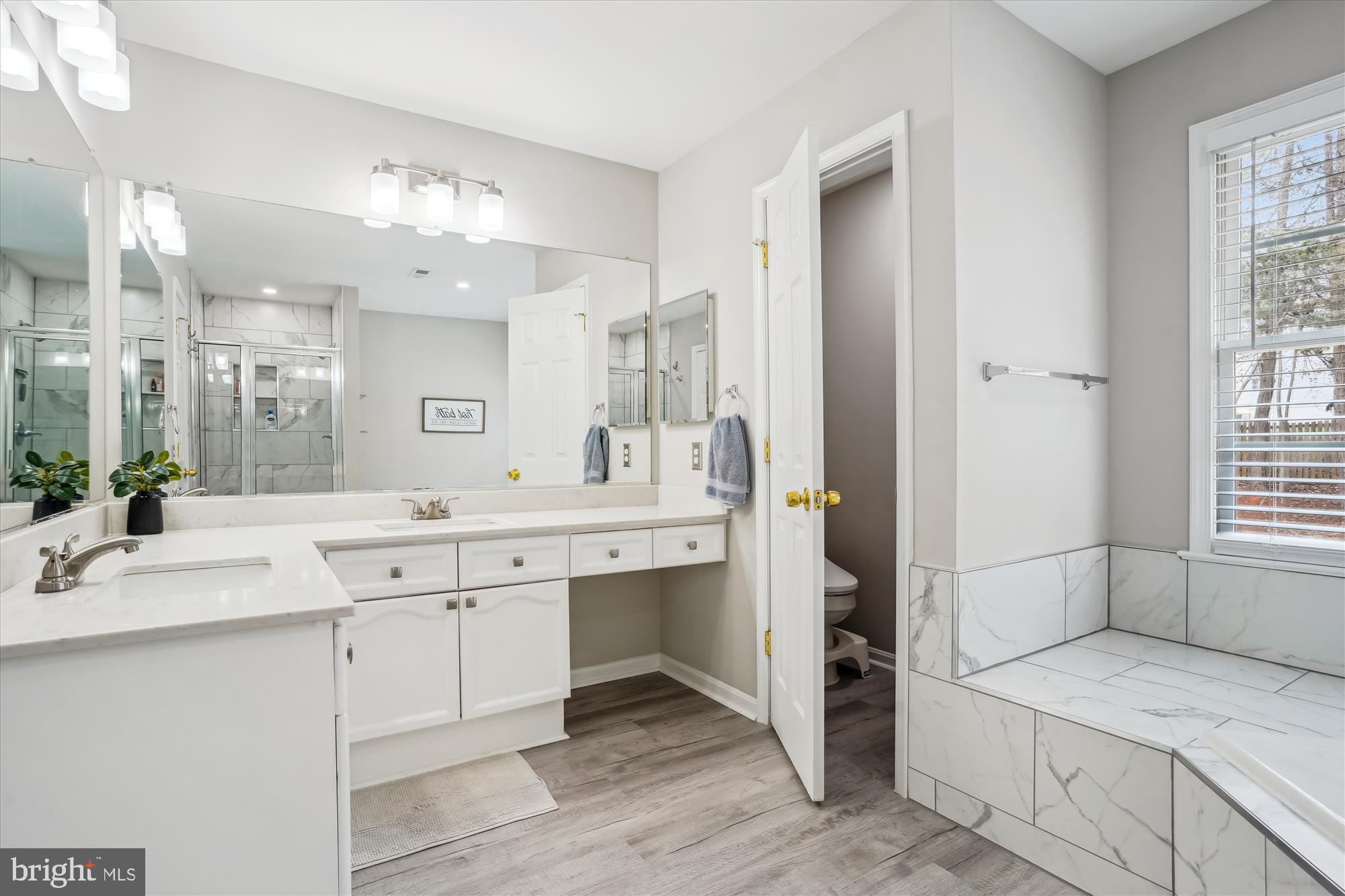 THE MANORS OF PARK RIDGE - Residential