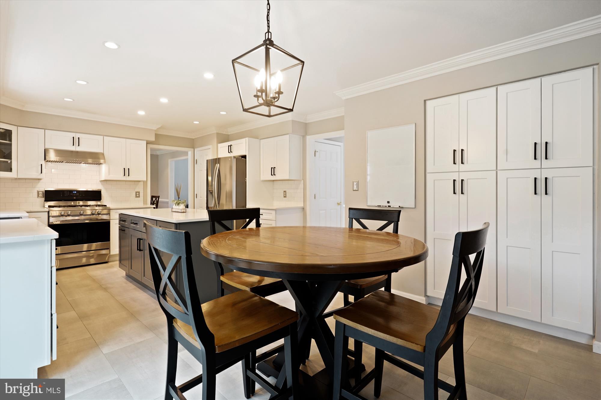 THE MANORS OF PARK RIDGE - Residential