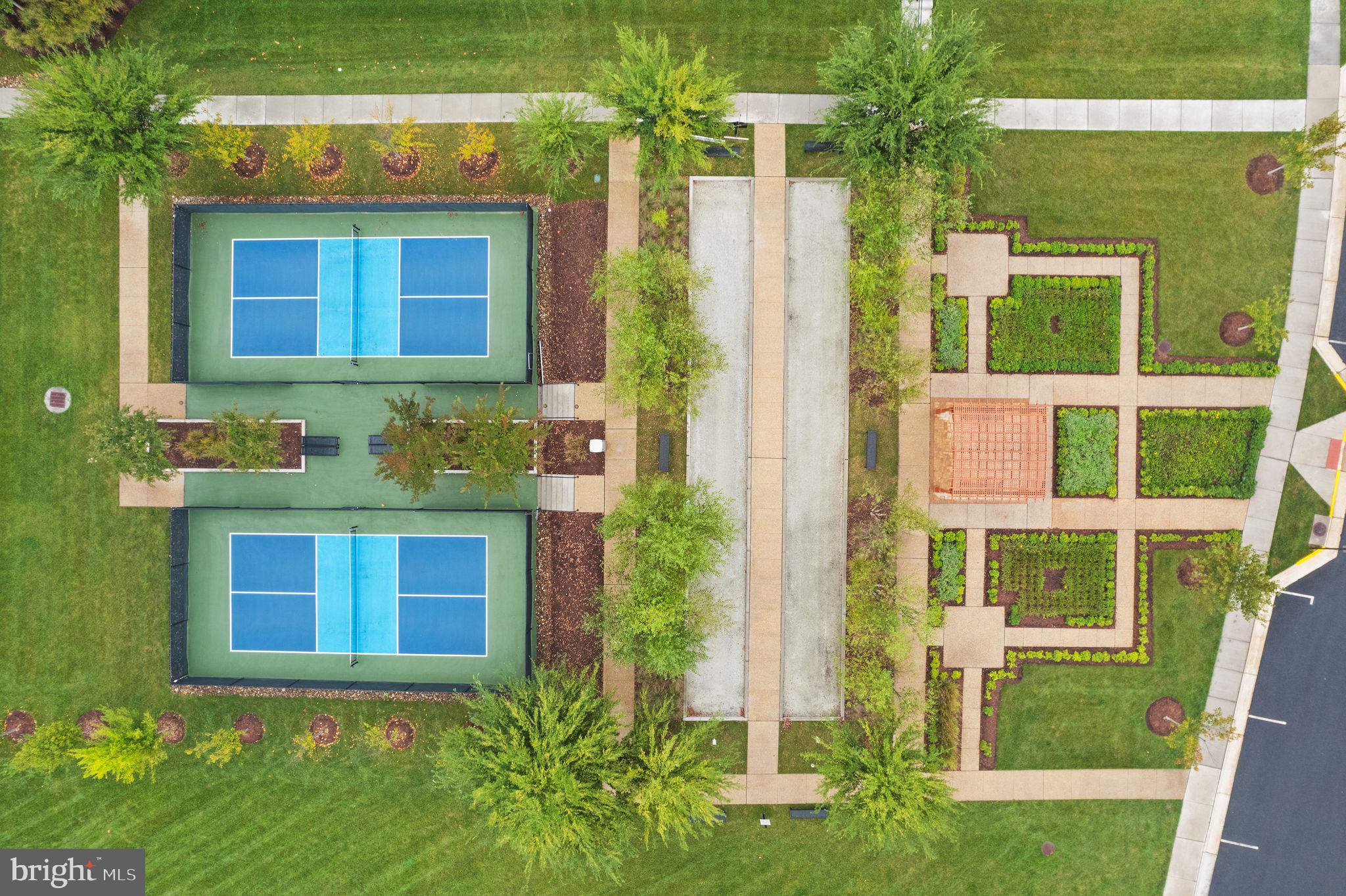 BIRCHWOOD AT BRAMBLETON - Residential