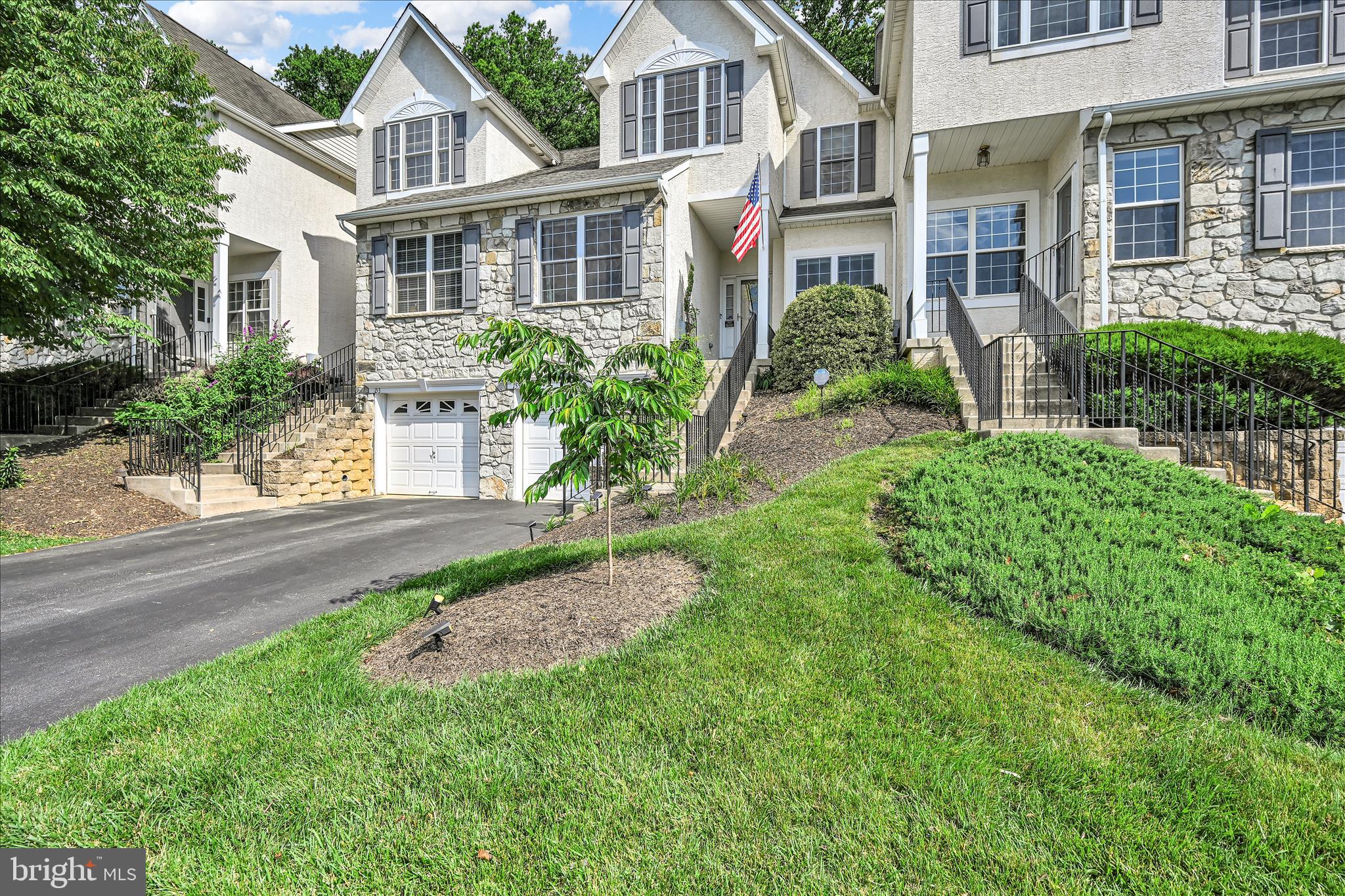 155 MADISON WAY