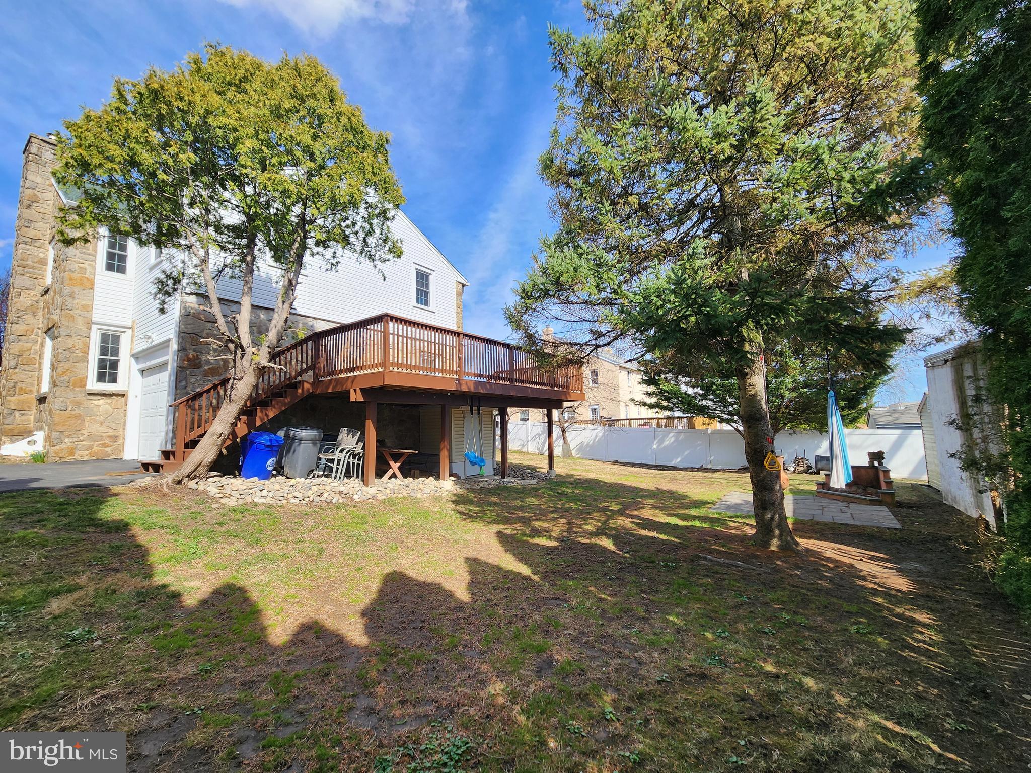 MANOA - Residential Lease