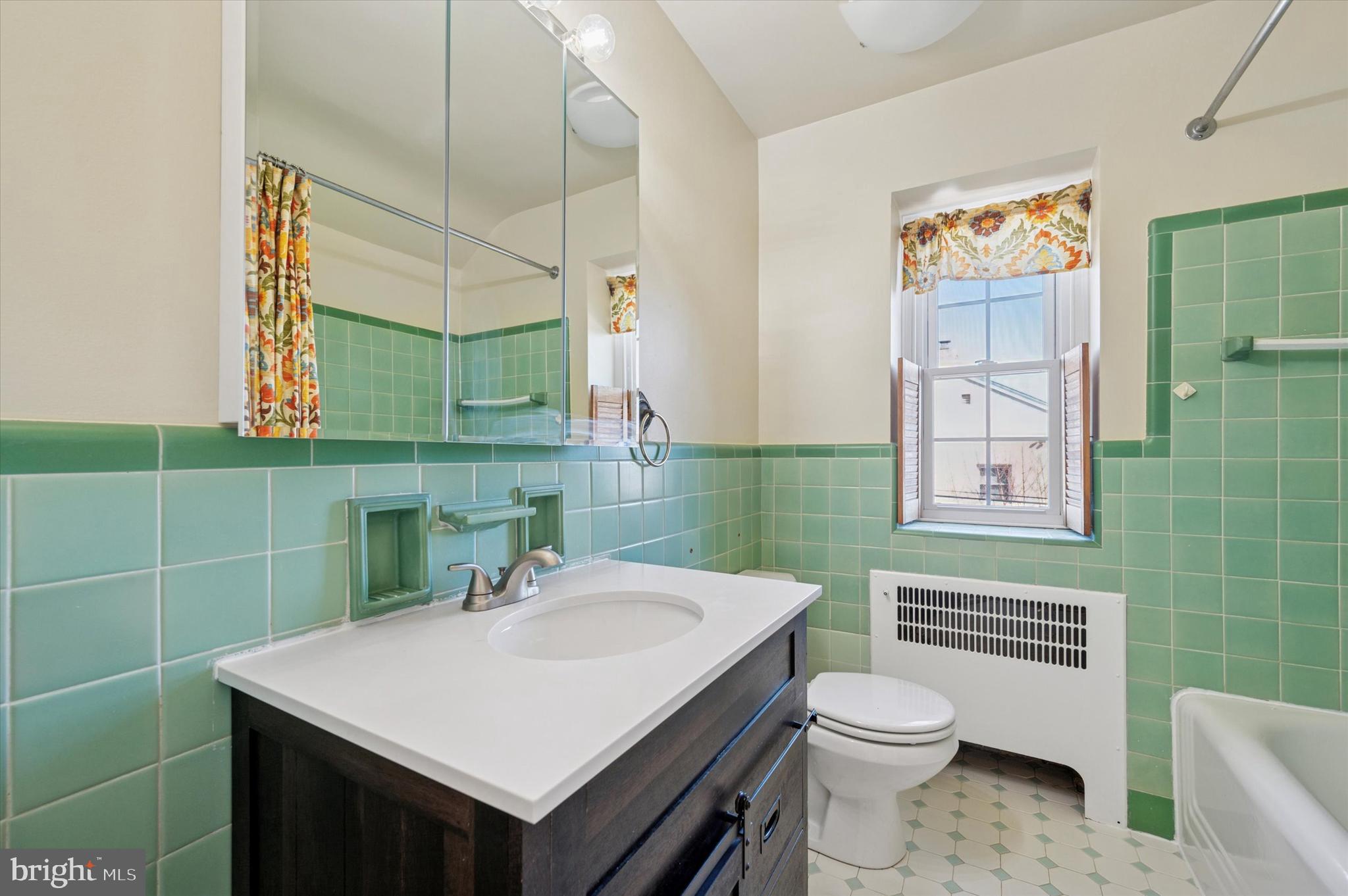 MANOA - Residential Lease