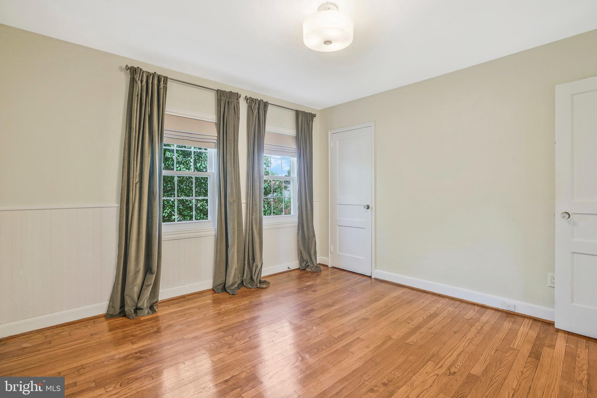 ROSEMONT - Residential Lease