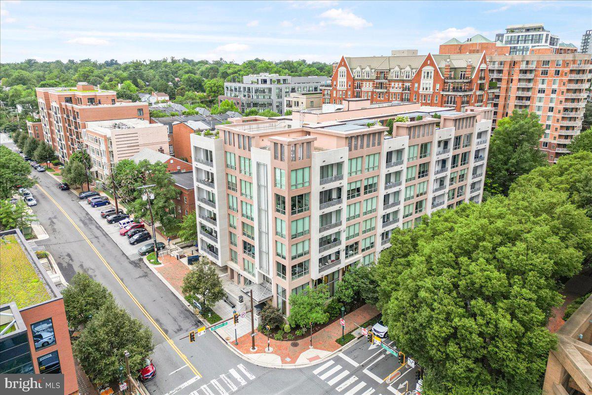 DOWNTOWN BETHESDA - Residential