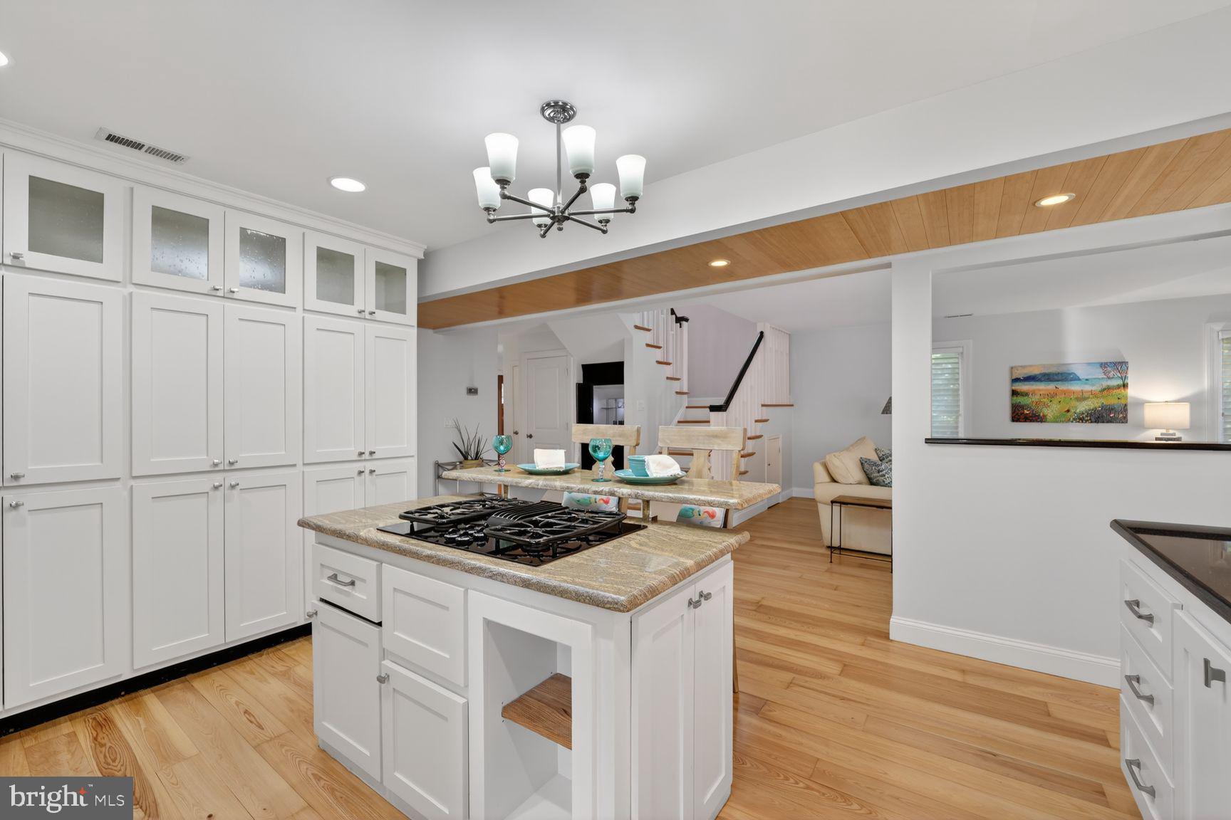 ARUNDEL ON THE BAY - Residential