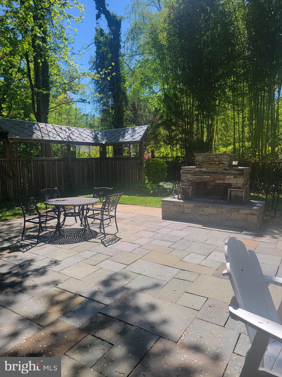 3420 COHASSET AVENUE