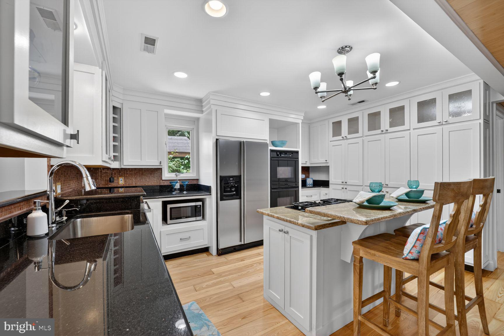 ARUNDEL ON THE BAY - Residential
