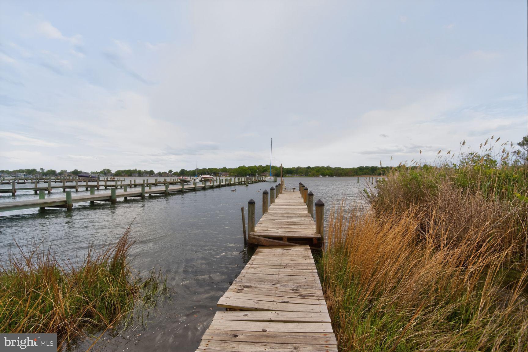 ARUNDEL ON THE BAY - Residential