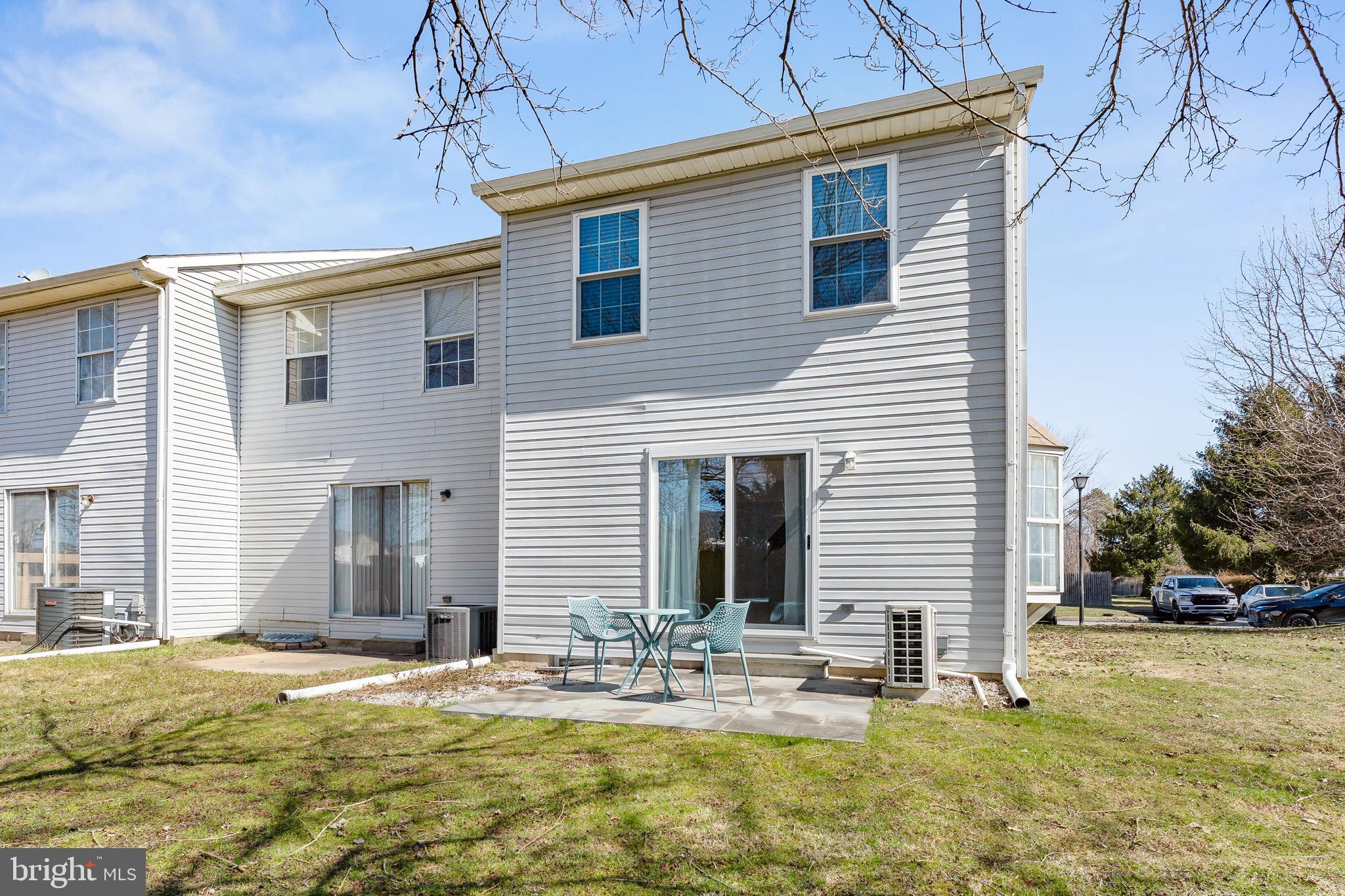 GLENDALE II - Residential