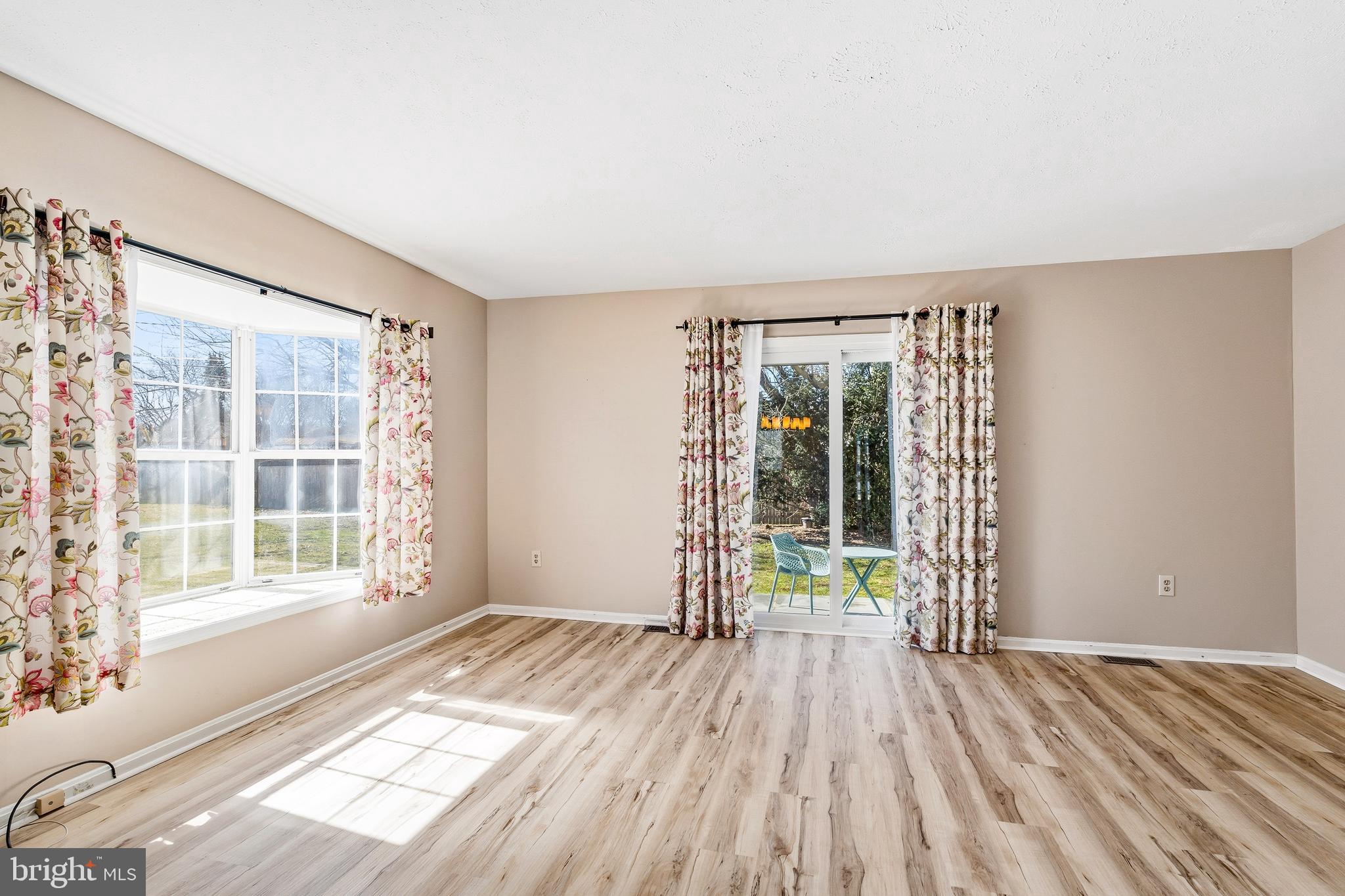 GLENDALE II - Residential