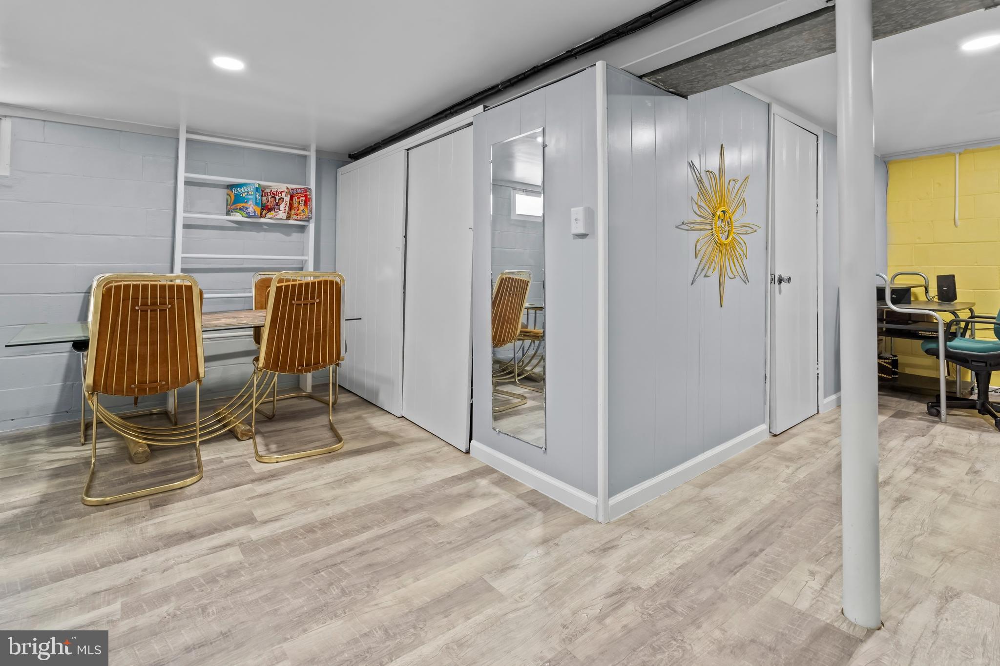 RANDALLSTOWN - Residential