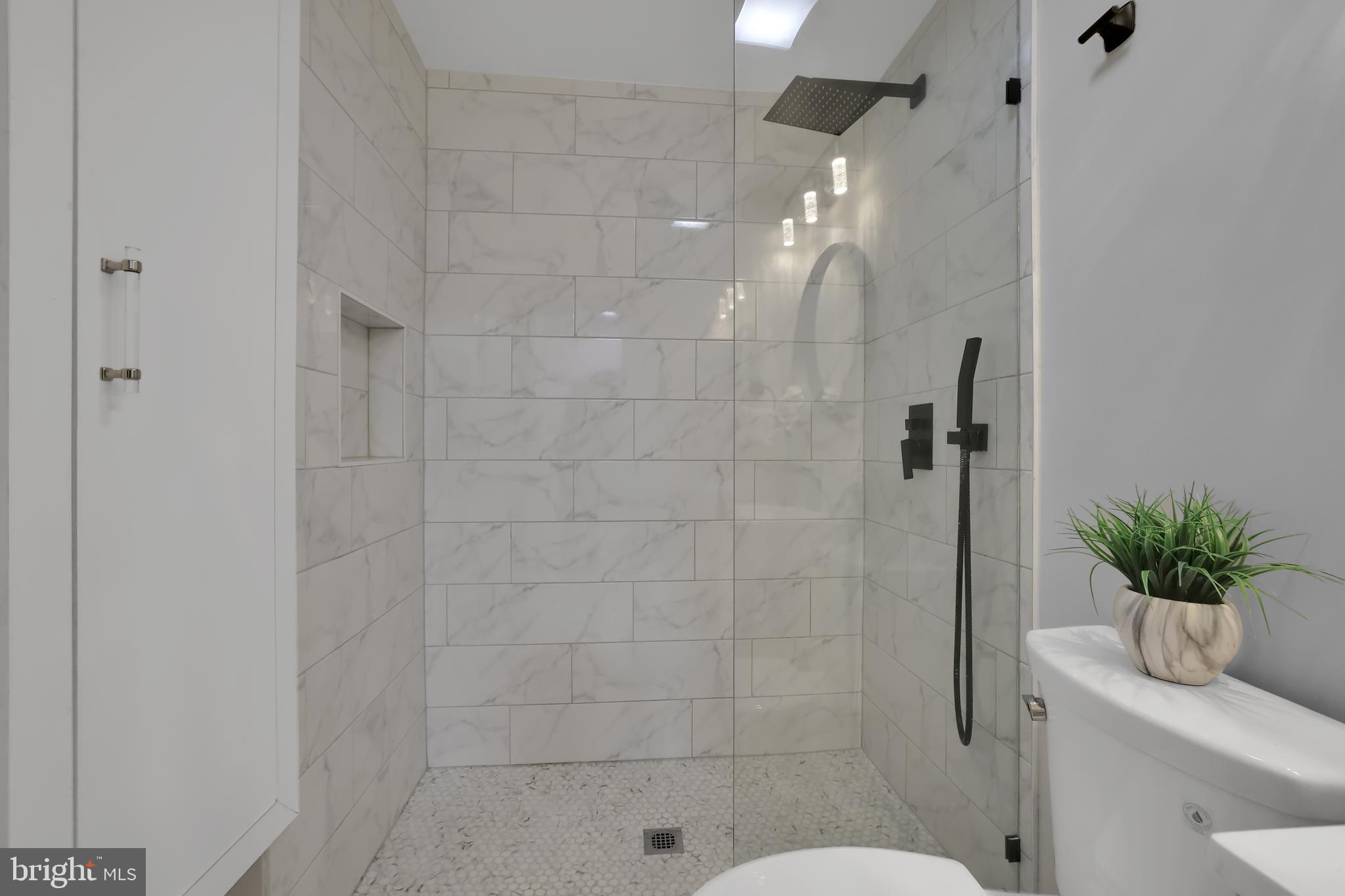 COLESVILLE PARK - Residential