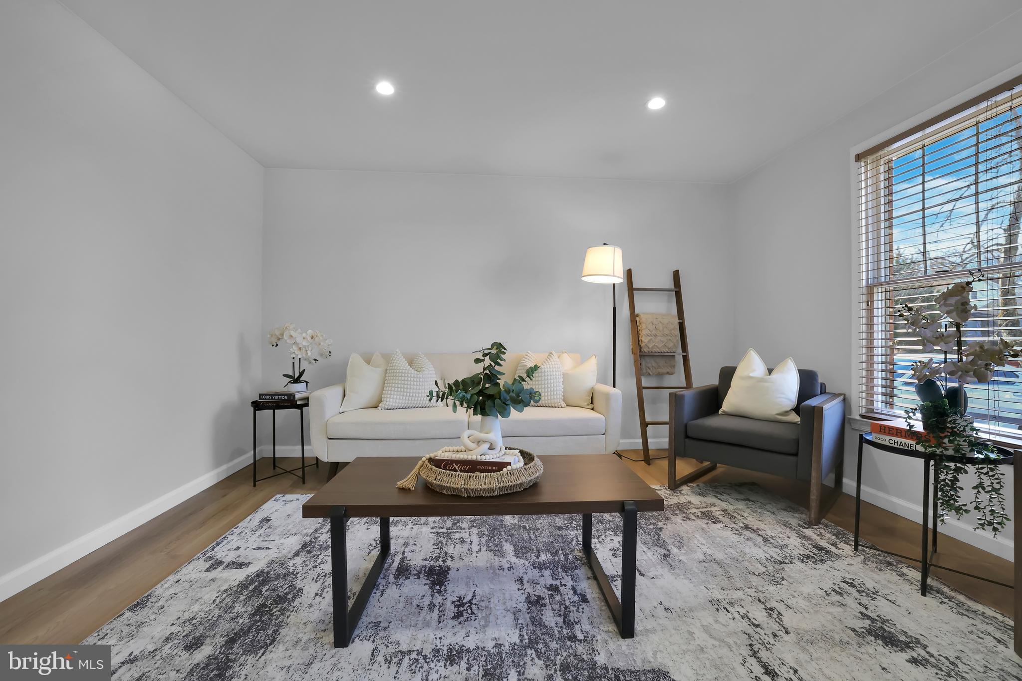 COLESVILLE PARK - Residential