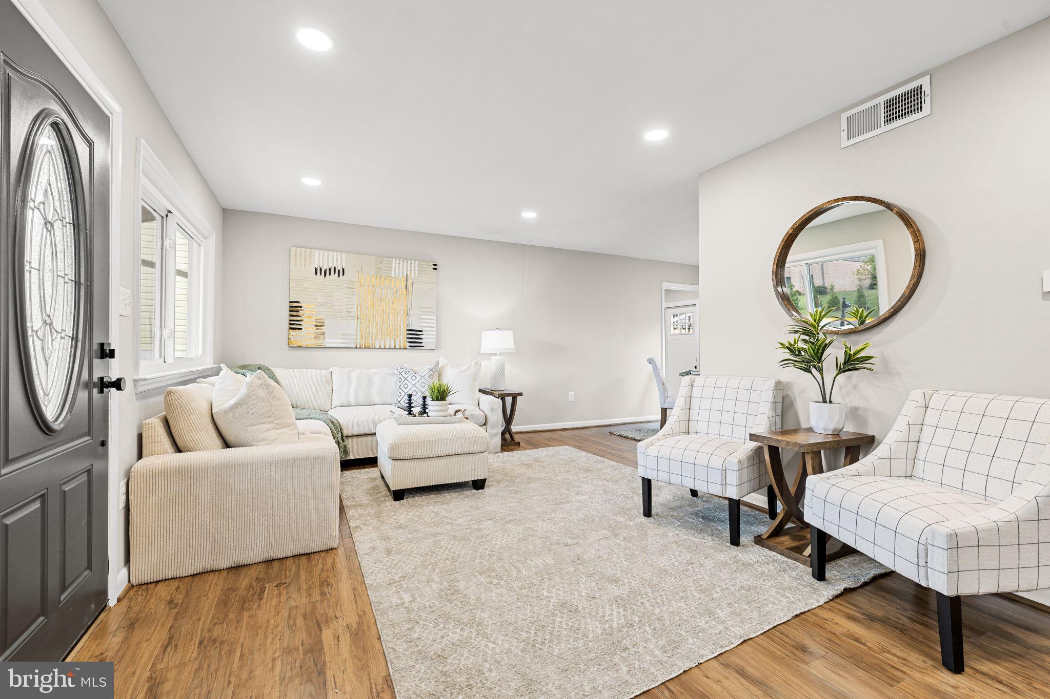 WESTOWNE VILLAGE - Residential