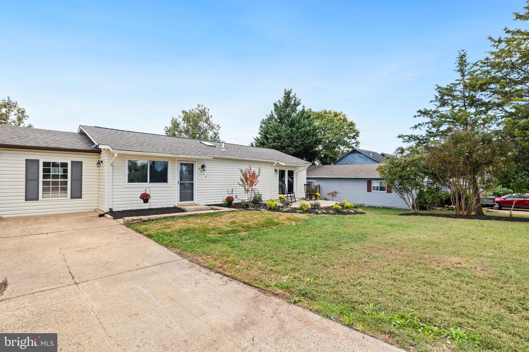 WESTOWNE VILLAGE - Residential