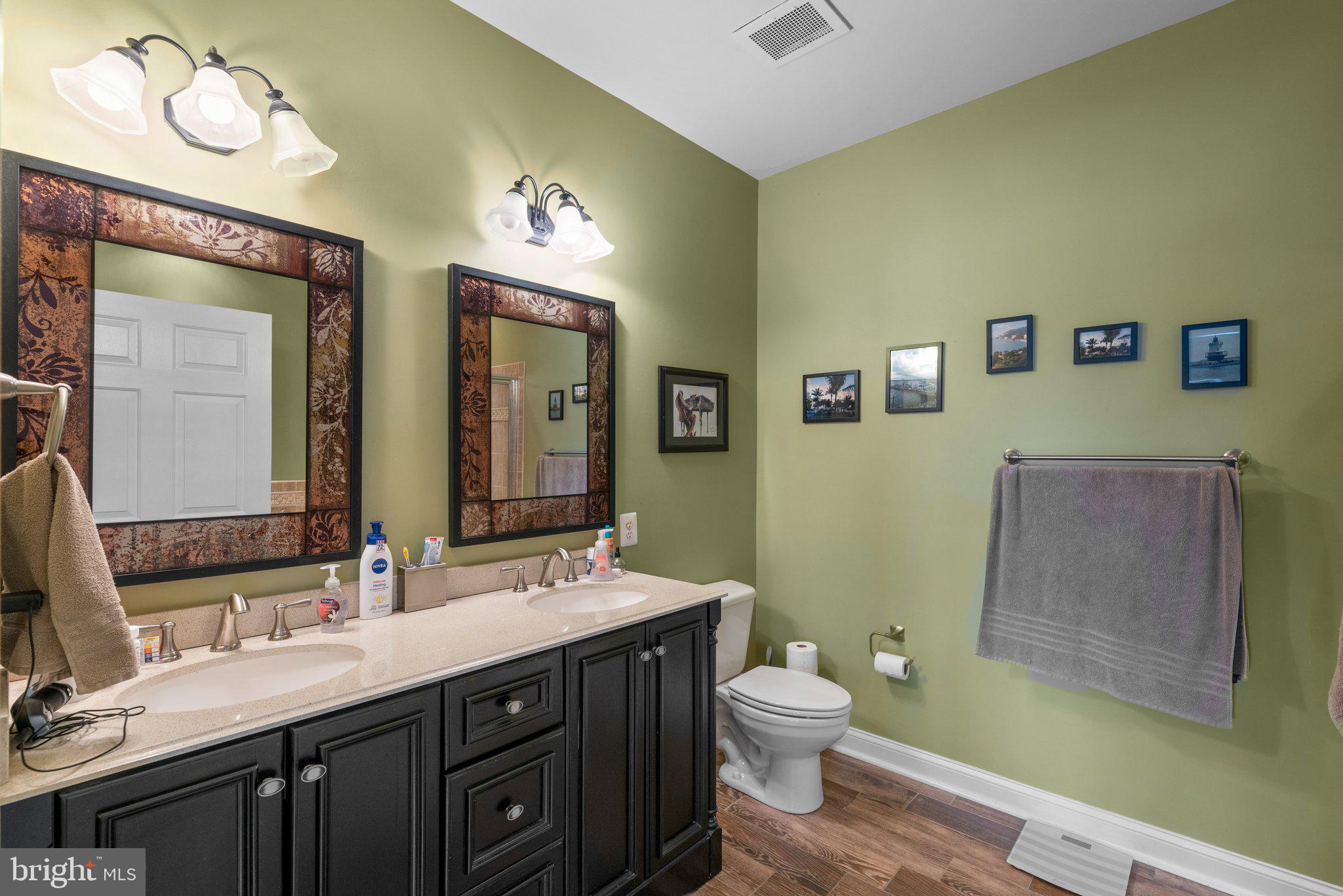 HEARTHSTONE AT VILLAGE CREST CONDOMINIUMS - Residential