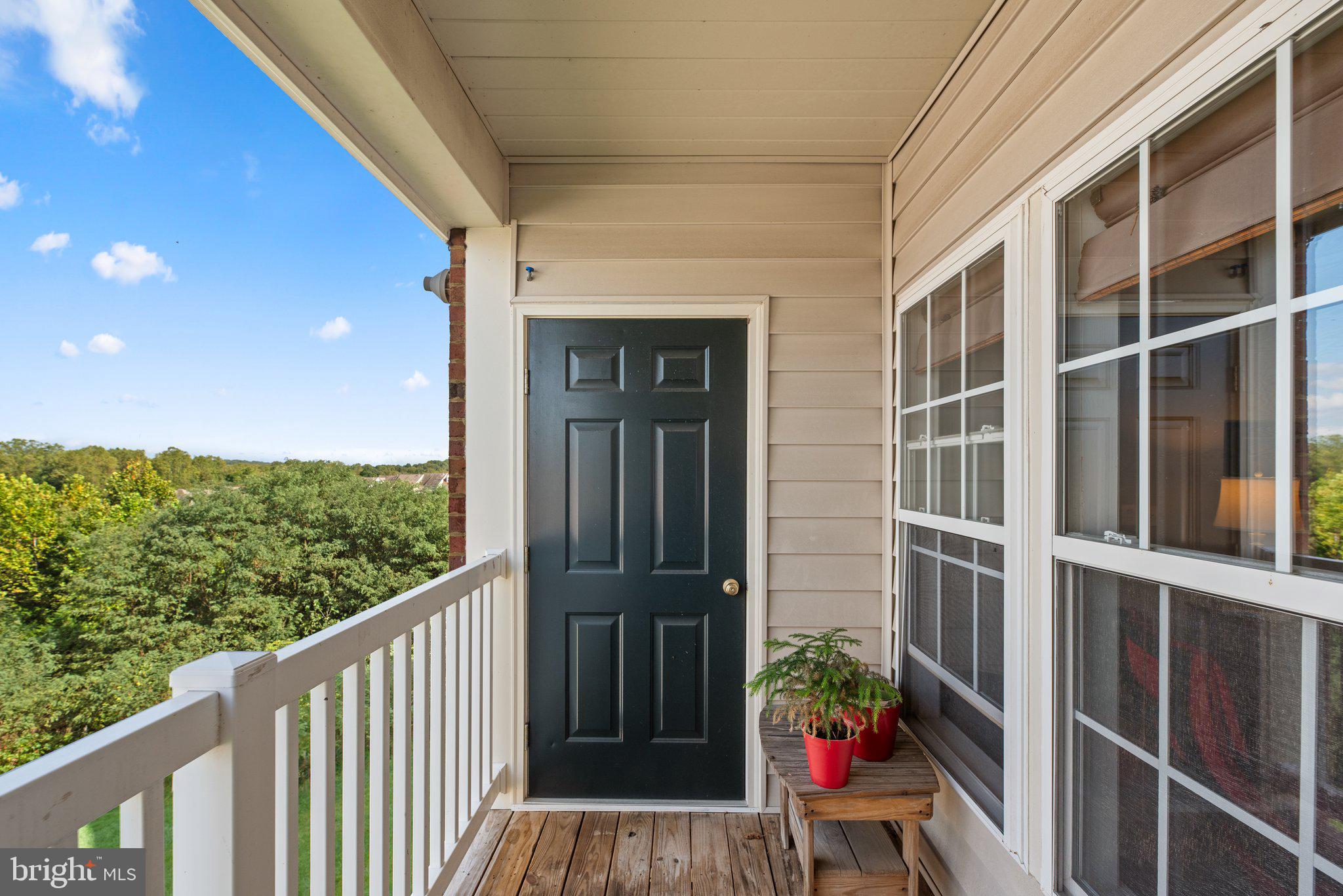 HEARTHSTONE AT VILLAGE CREST CONDOMINIUMS - Residential