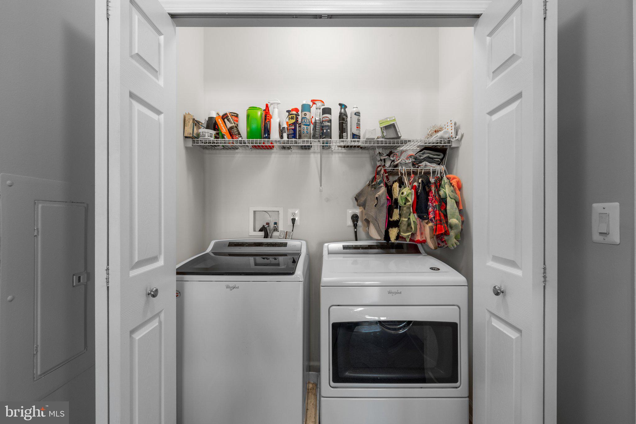 HEARTHSTONE AT VILLAGE CREST CONDOMINIUMS - Residential