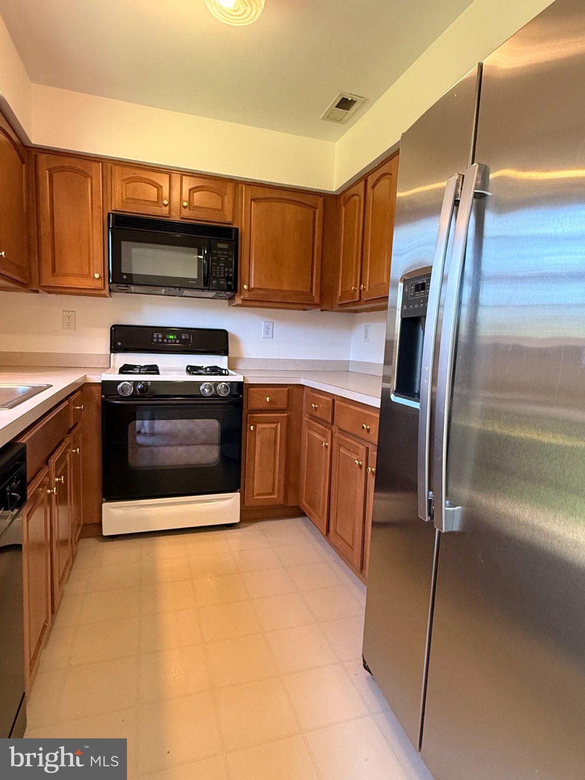 213 FULGENS COURT 224