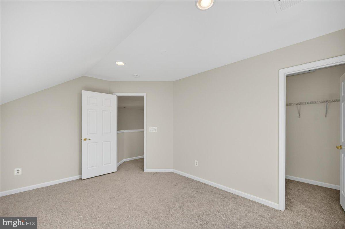 HERITAGE HUNT - Residential