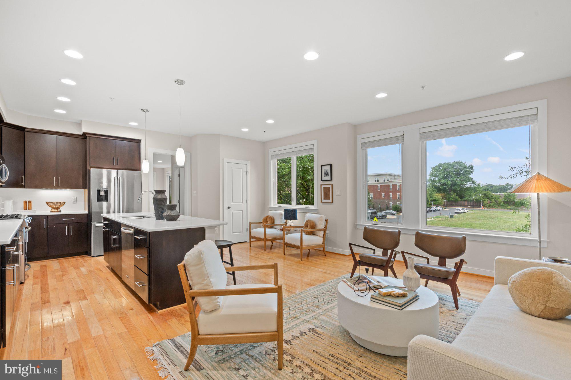 MOSAIC AT MERRIFIELD - Residential