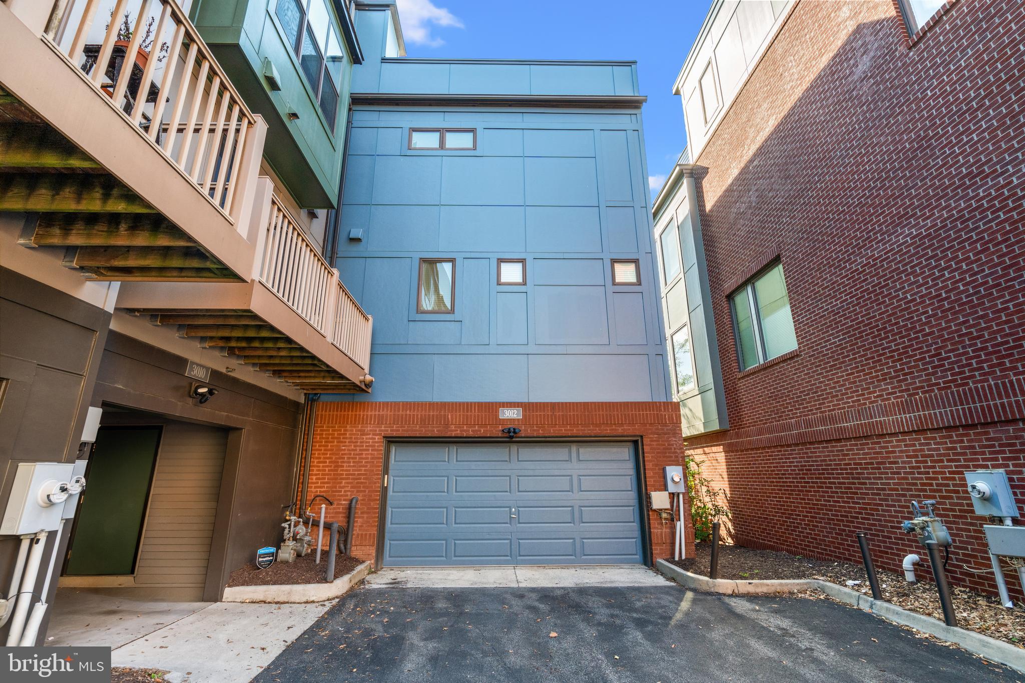 MOSAIC AT MERRIFIELD - Residential