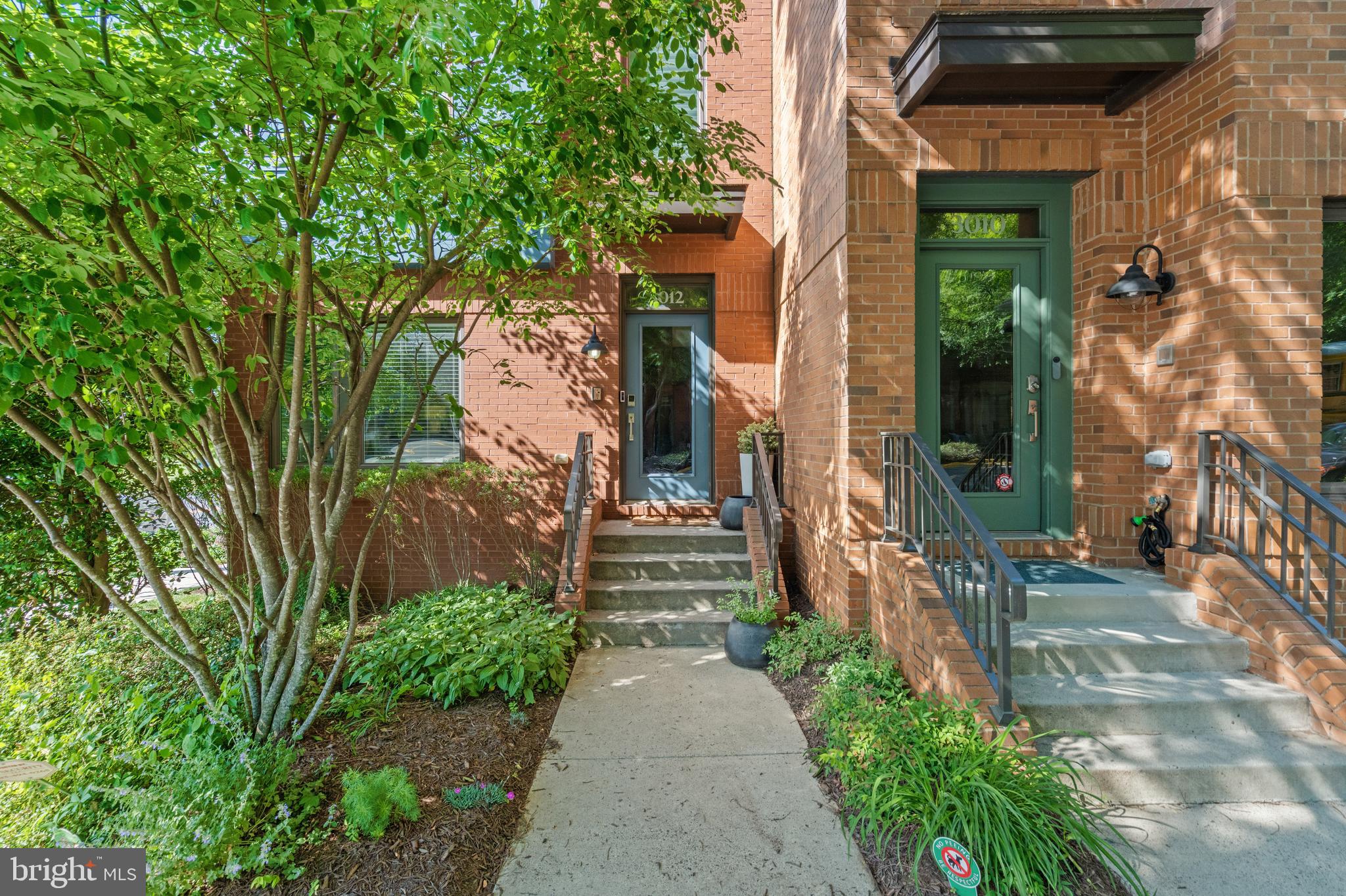 MOSAIC AT MERRIFIELD - Residential