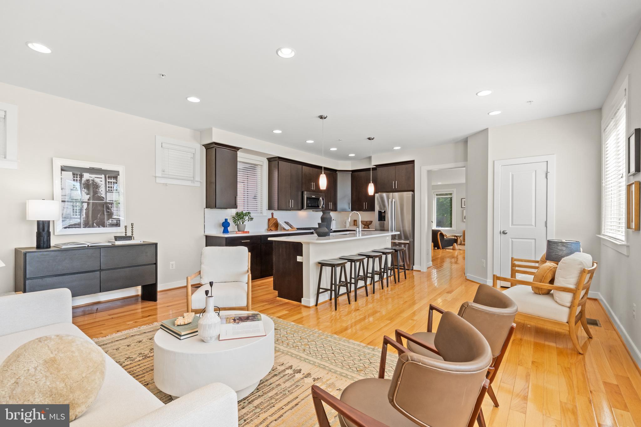 MOSAIC AT MERRIFIELD - Residential