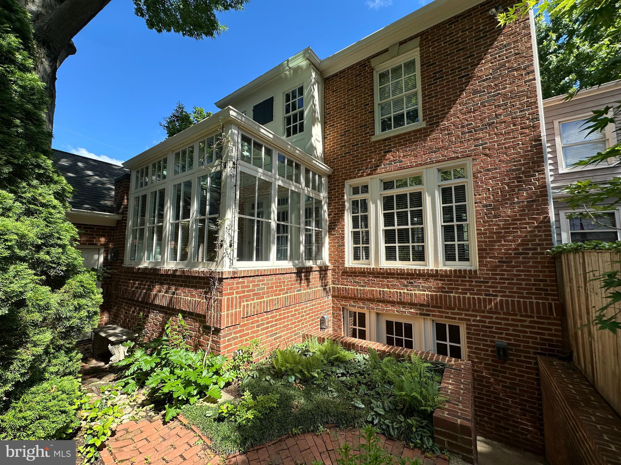808 ORONOCO STREET