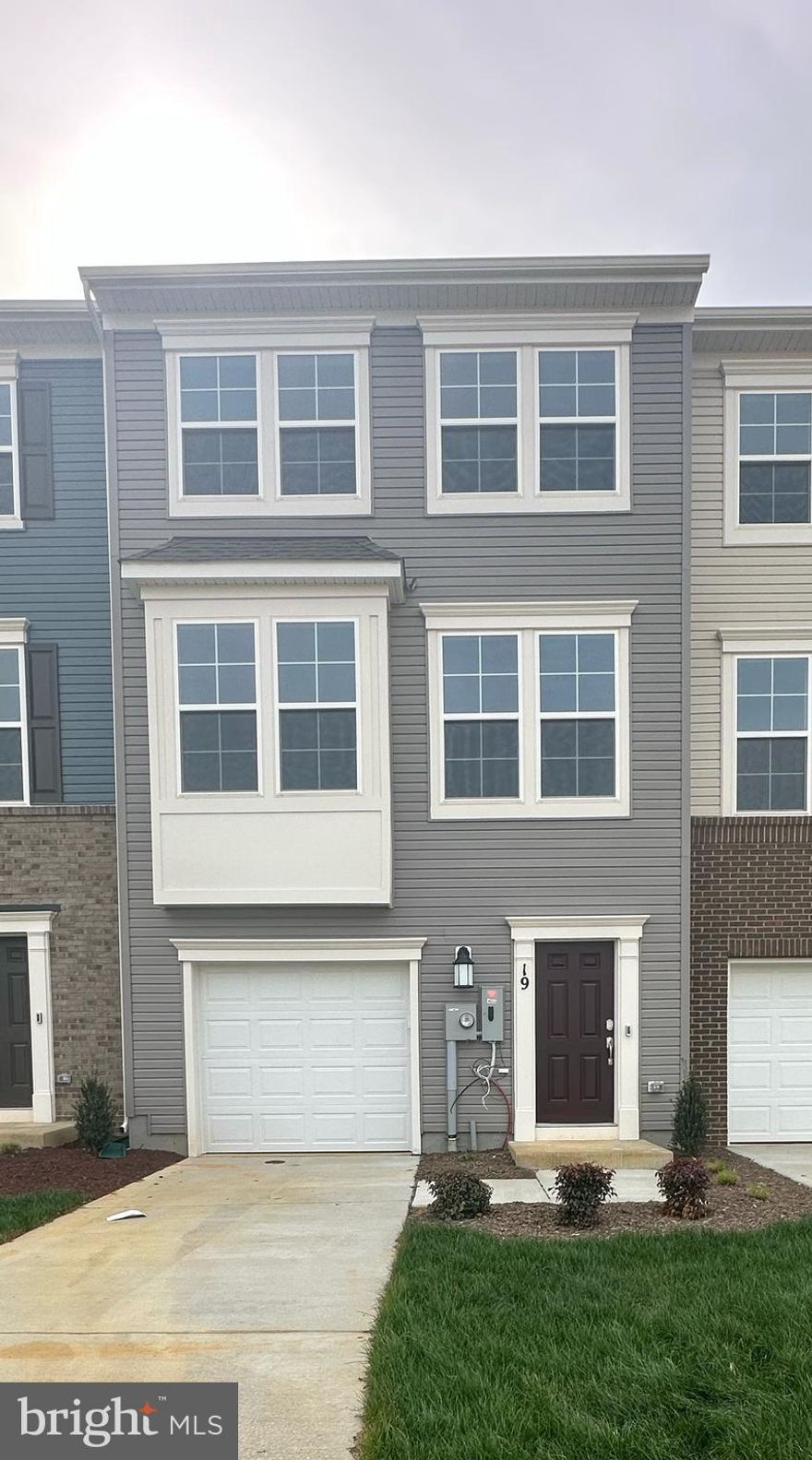 Move-in Ready! This stunning, brand-new townhome in the Norborne Glebe community, nestled in the heart of Charles Town, WV, offers modern living at its finest. Featuring three levels, this home boasts a front-load one-car garage and a spacious entry-level fourth bedroom with a full bath.
The second level presents an open-concept floor plan, seamlessly connecting the Great Room, dining area, and a stylish kitchen adorned with sleek granite countertops and stainless steel appliances. Enhanced Vinyl Plank flooring throughout the main level adds both durability and elegance. A cozy fireplace in the kitchen creates a welcoming ambiance, perfect for enjoying the seasons.
The top floor includes three well-appointed bedrooms, highlighted by the luxurious owner's suite complete with a spa-inspired bathroom and a generous walk-in closet. A conveniently located full bath serves the secondary bedrooms, ensuring comfort for all.
Outdoor enthusiasts will love the beautiful deck, ideal for relaxation and entertaining. This low-maintenance home also includes a washer and dryer for added convenience.
Situated in Norborne Glebe, residents benefit from visitor parking and scenic walking trails. Commuters will appreciate seamless access to Northern Virginia and the Baltimore-Washington, D.C. metro area.
An exceptional rental Home
 schedule your home tour today!