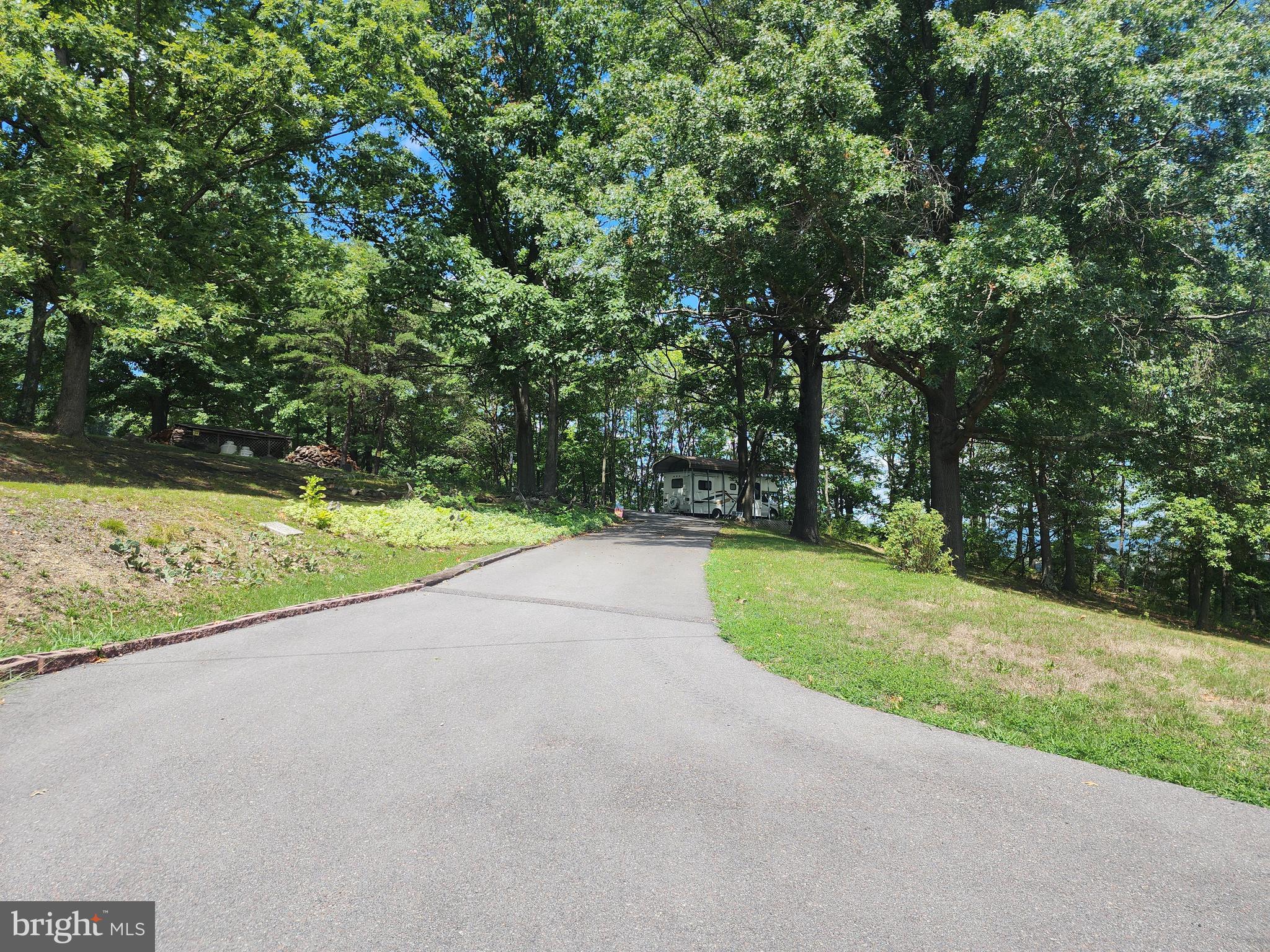 DETRICK ACRES - Residential