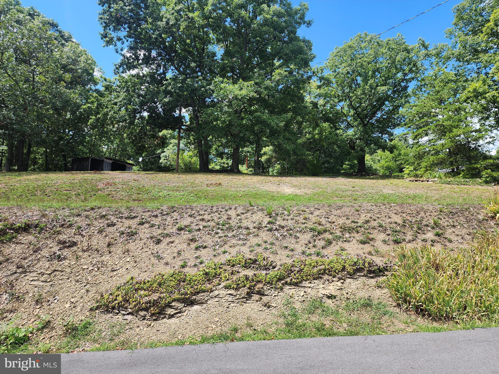 DETRICK ACRES - Residential