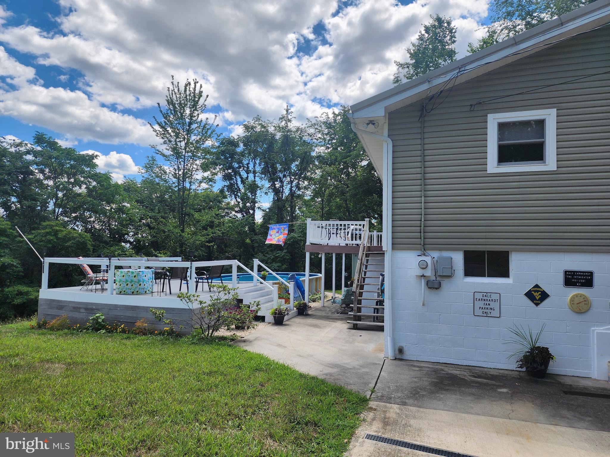 DETRICK ACRES - Residential