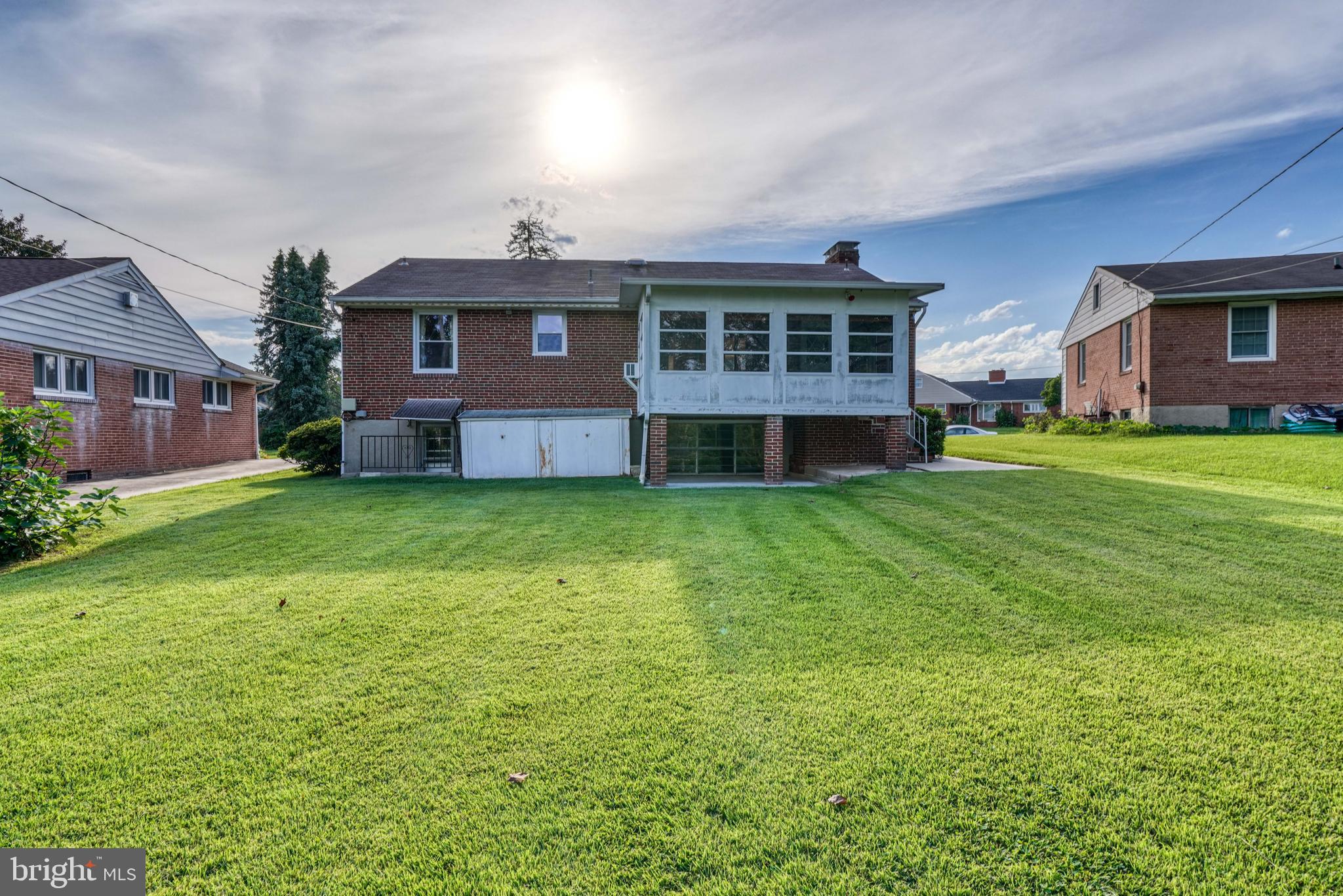 GLENDALE - Residential