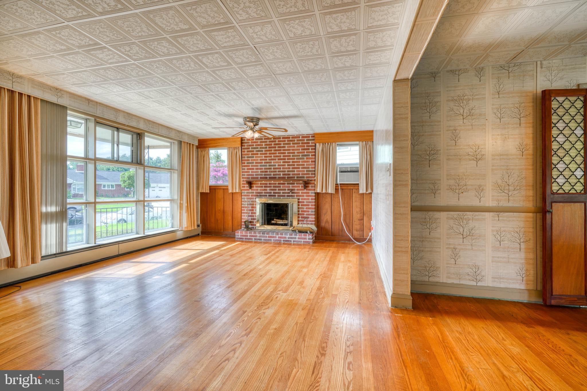 GLENDALE - Residential