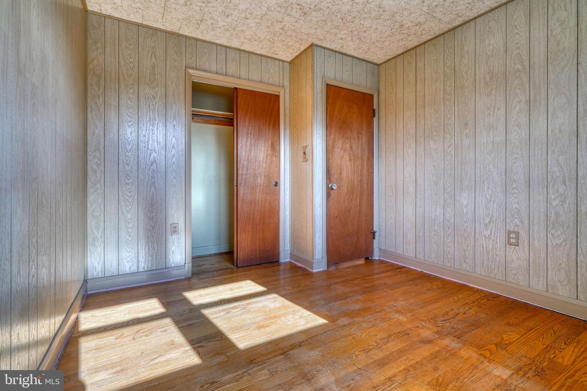 GLENDALE - Residential