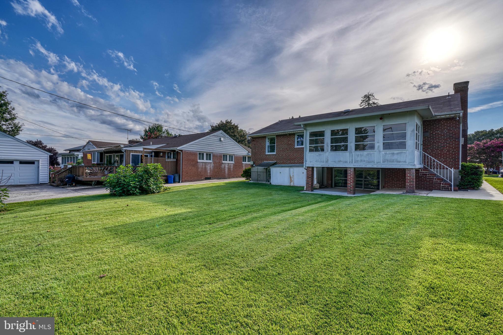 GLENDALE - Residential