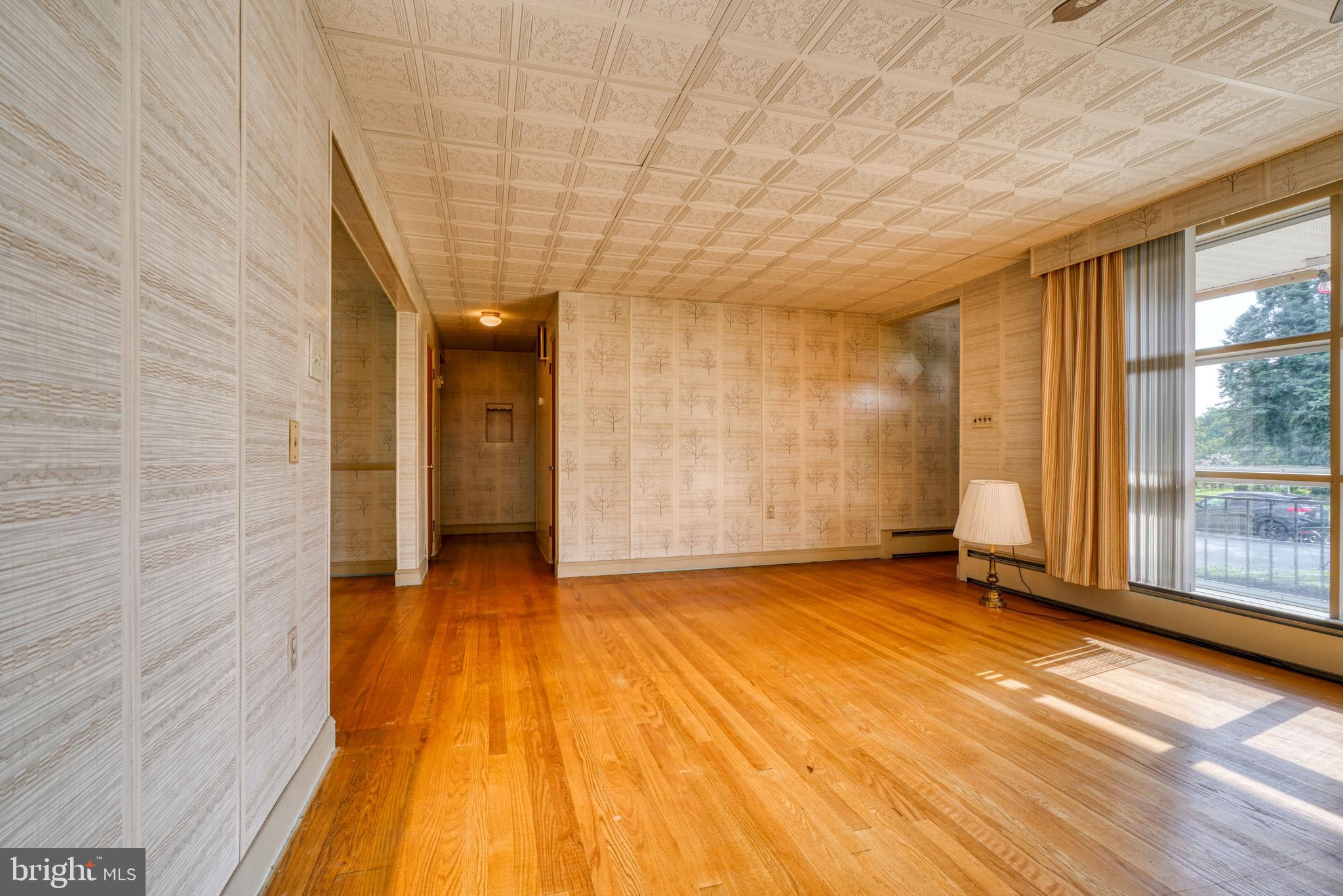 GLENDALE - Residential