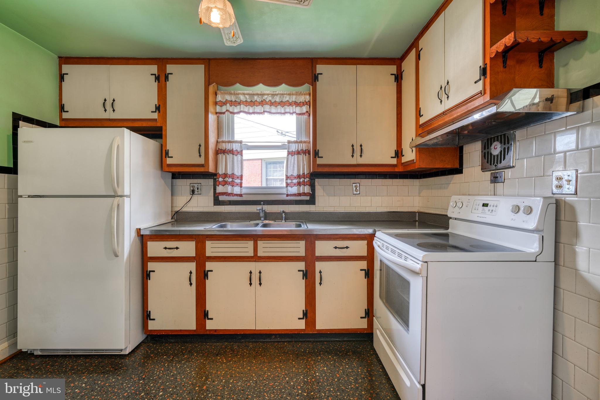 GLENDALE - Residential