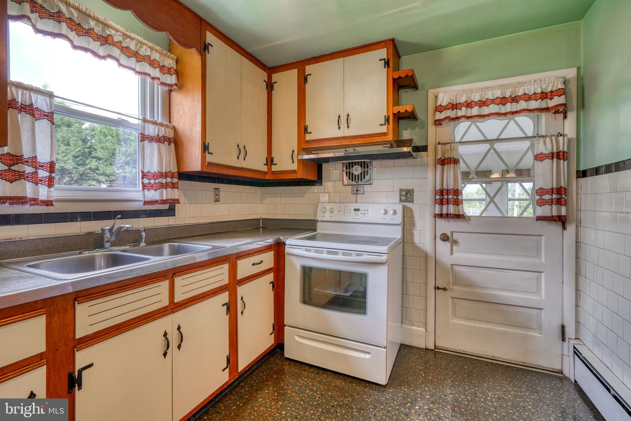 GLENDALE - Residential