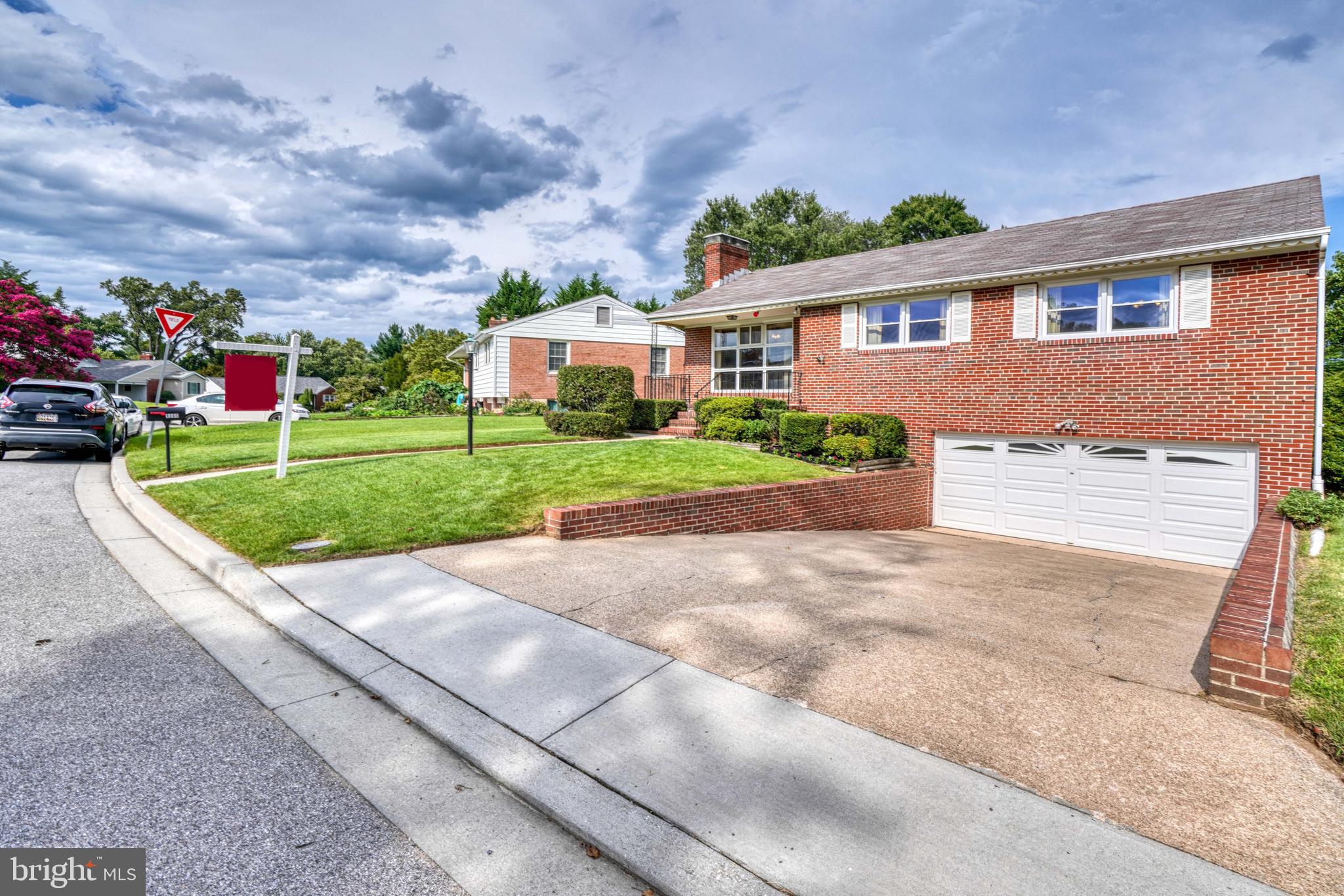 GLENDALE - Residential