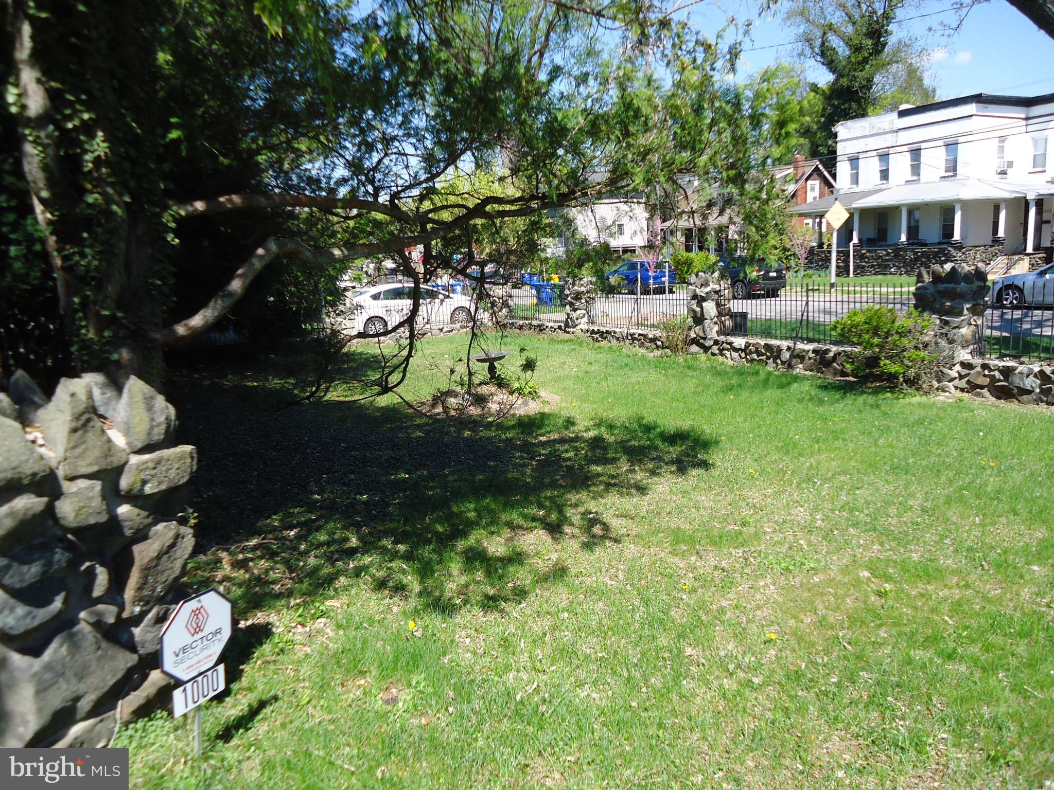 ROGNEL HEIGHTS - Residential