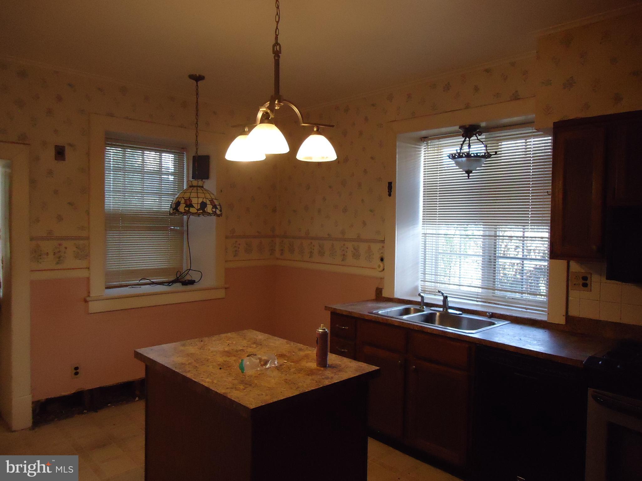 ROGNEL HEIGHTS - Residential