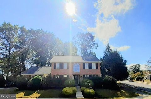 25 TALL OAKS DRIVE POTTSVILLE PA 17901