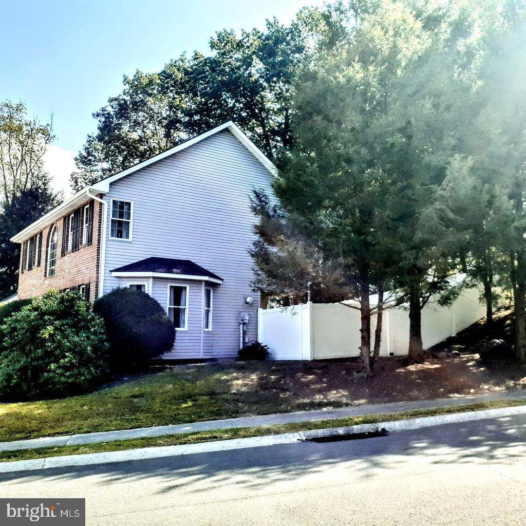 NORWEGIAN WOODS - Residential