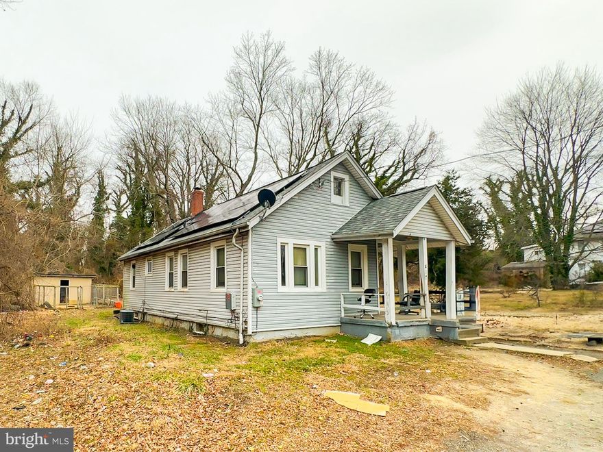 Perfect for someone who wants to DIY or investor Special! This two-level home is a blank canvas ready for transformation. With a new roof (2021) and solar panels (2024) that cut energy costs and only cost  $25/month, the foundation is set for a fantastic renovation. Sitting on a huge lot, there’s room to expand or even start a garden. The full basement offers potential to add an extra bedroom and bath, easily converting this 3-bed, 1-bath home into a 4-bed, 2-bath dream. Don’t miss this prime opportunity to create value!