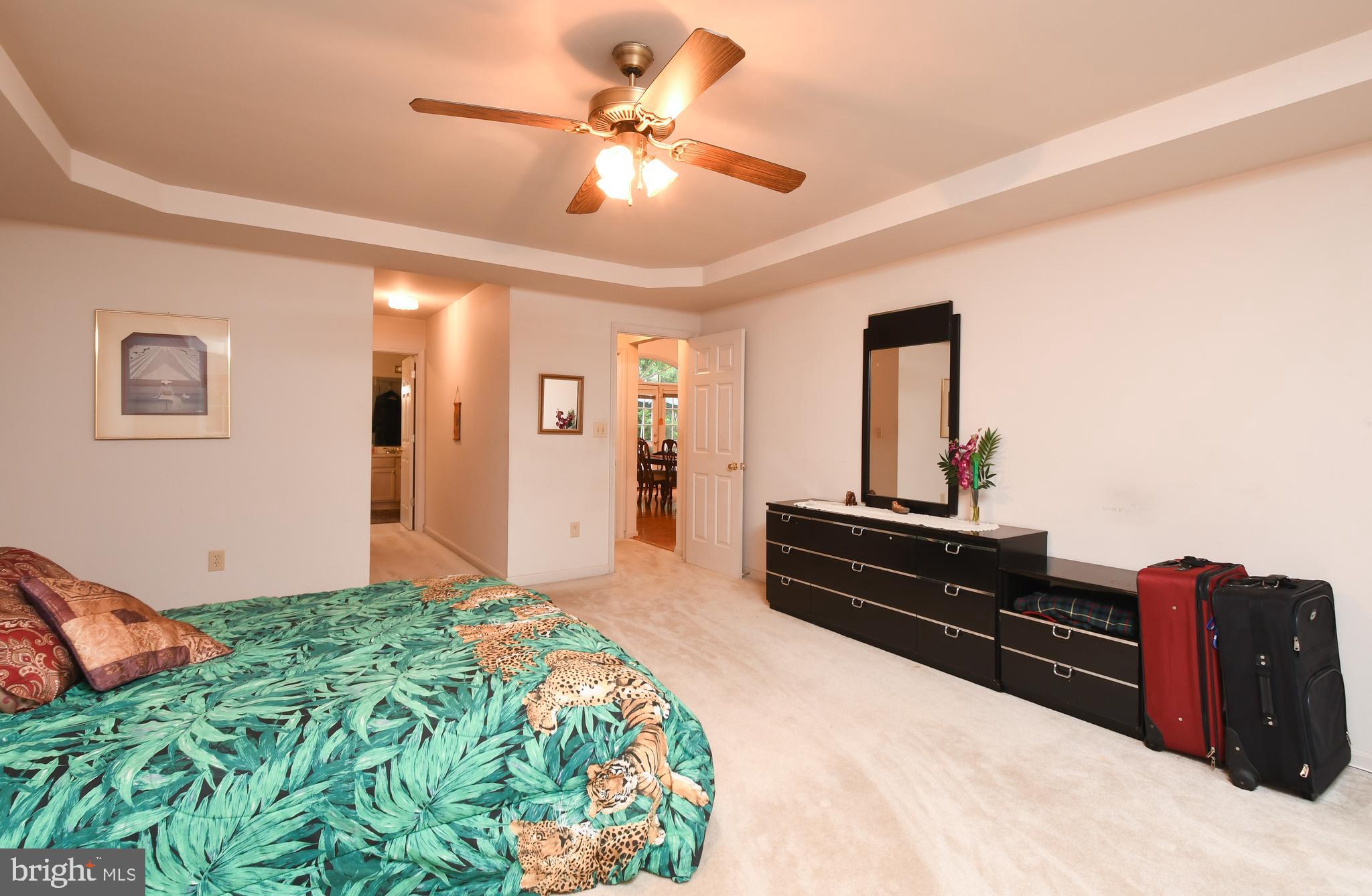 COLECHESTER VILLAGE - Residential