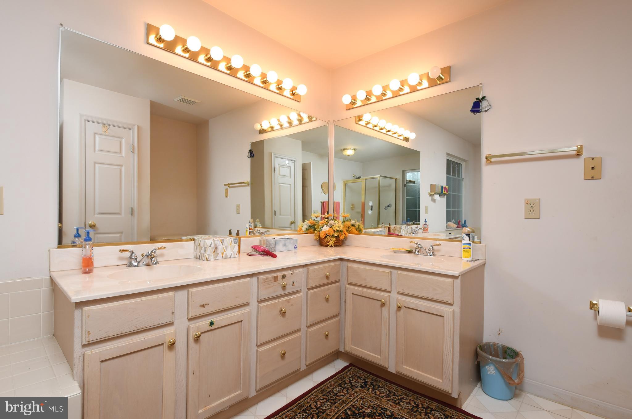 COLECHESTER VILLAGE - Residential