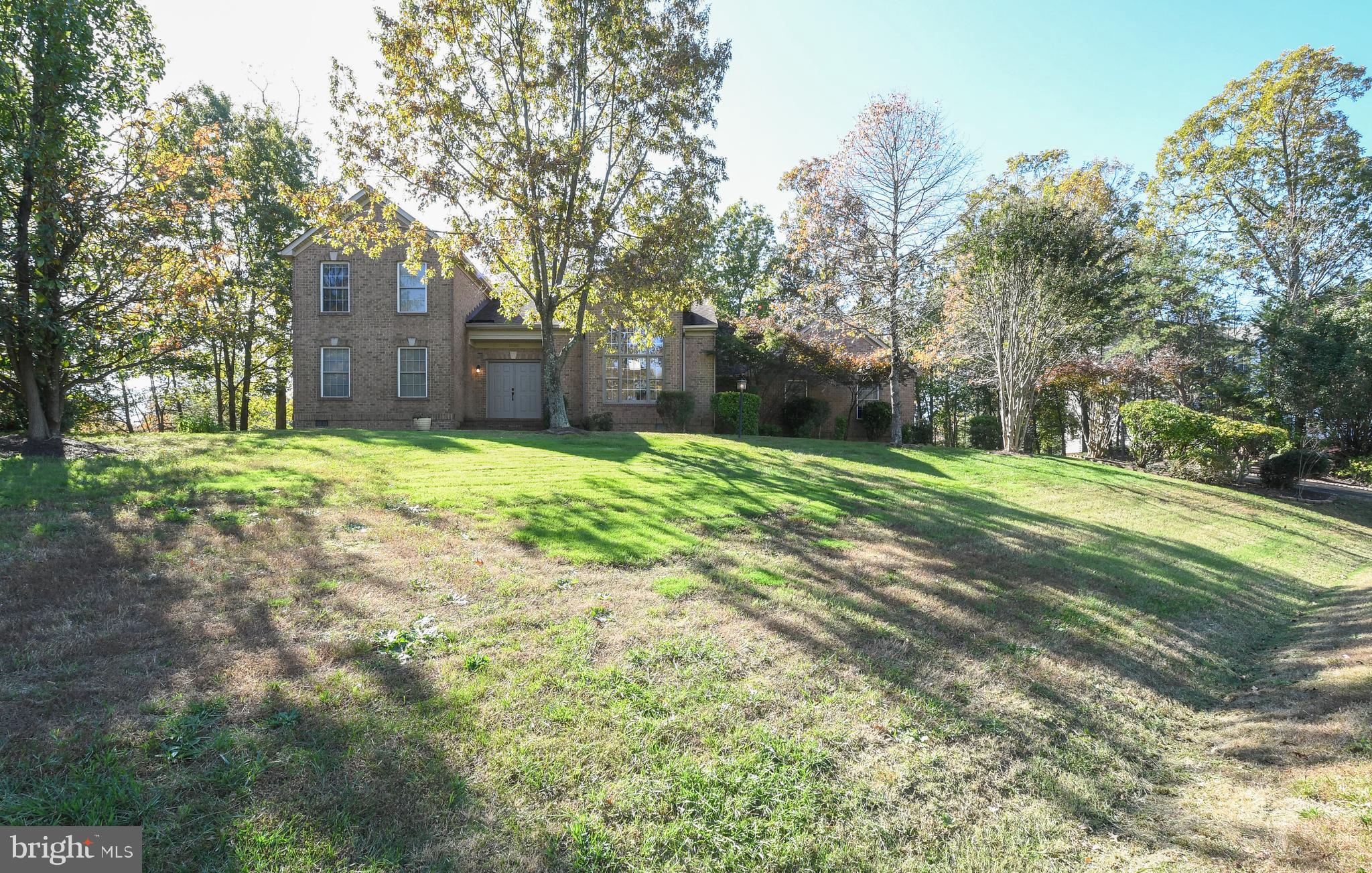 COLECHESTER VILLAGE - Residential